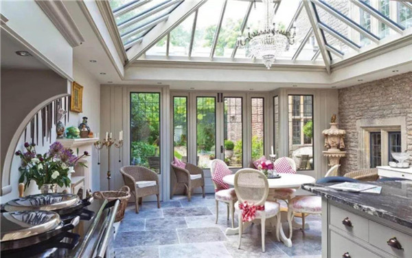 陽光房選擇什么樣的風(fēng)格才好，定制需要注意哪些問題？