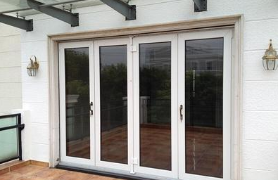 家里裝修塑鋼門窗到底換不換，給你一個滿意的答案